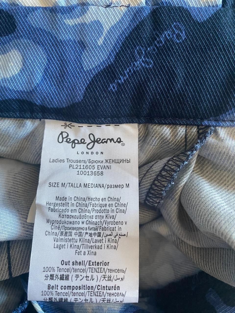 High-waisted Pépé Jeans T38 blue camouflage trousers – 100% fluid Tencel – photo 15